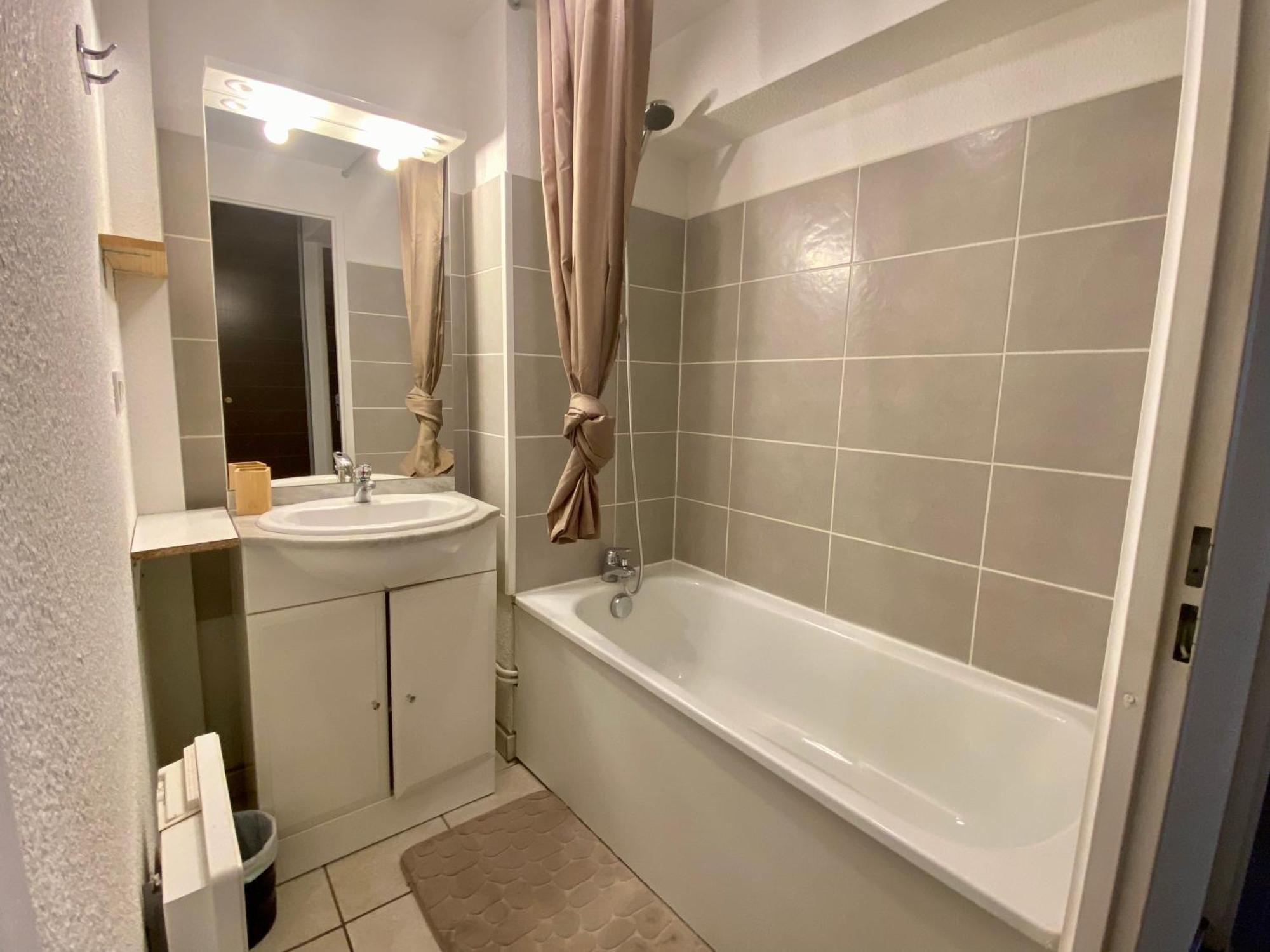 Appartement Rdc - Luz-St-Sauveur لوز سانت سوفير المظهر الخارجي الصورة